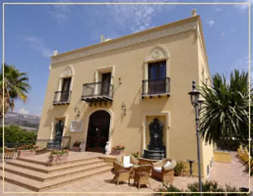 Domus Aurea 4*